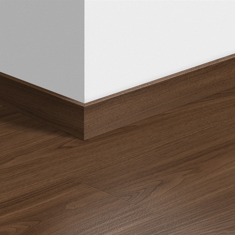 Quickstep Laminate Standard Skirting - 2.4m <span class=