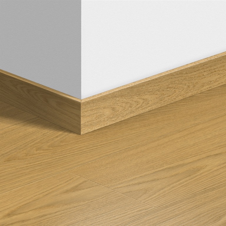 Quickstep Laminate Standard Skirting - 2.4m <span class=