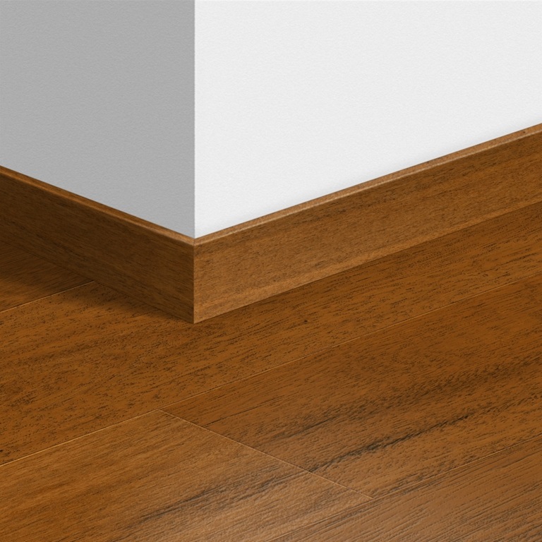 Quickstep Laminate Standard Skirting - 2.4m <span class=