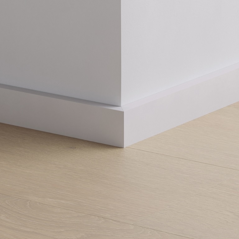 Quickstep Paintable Small Skirting - 2.4m <span class=