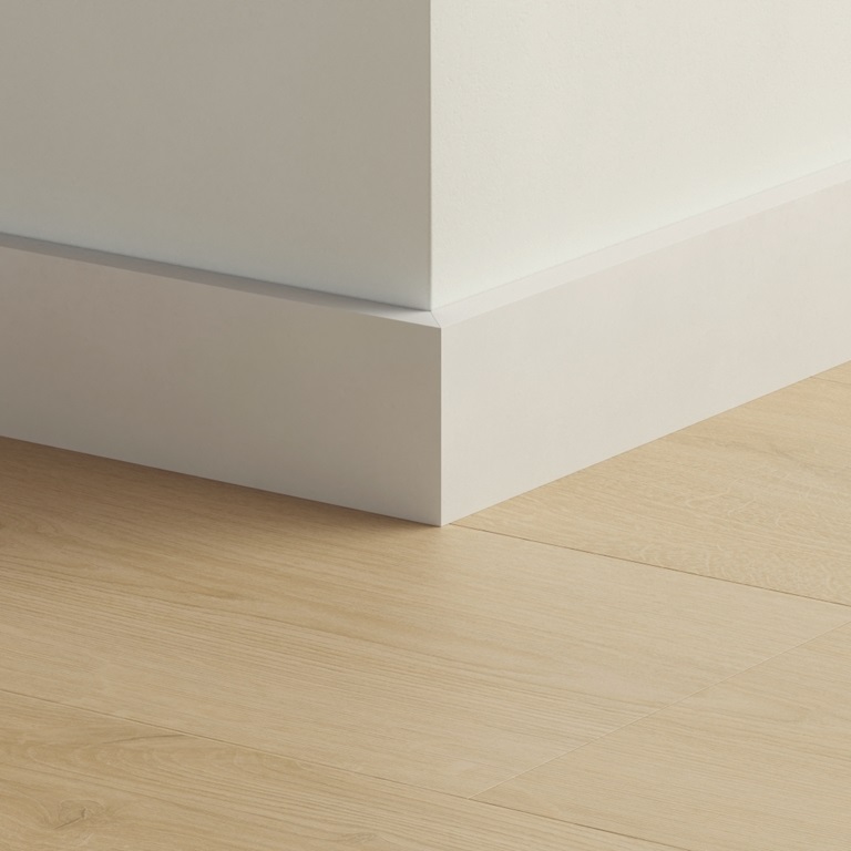 Quickstep Waterproof Paintable Medium Skirting - 2.4m <span class=