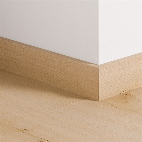 Quickstep Laminate Standard Skirting - 2.4m (Pack of 6)