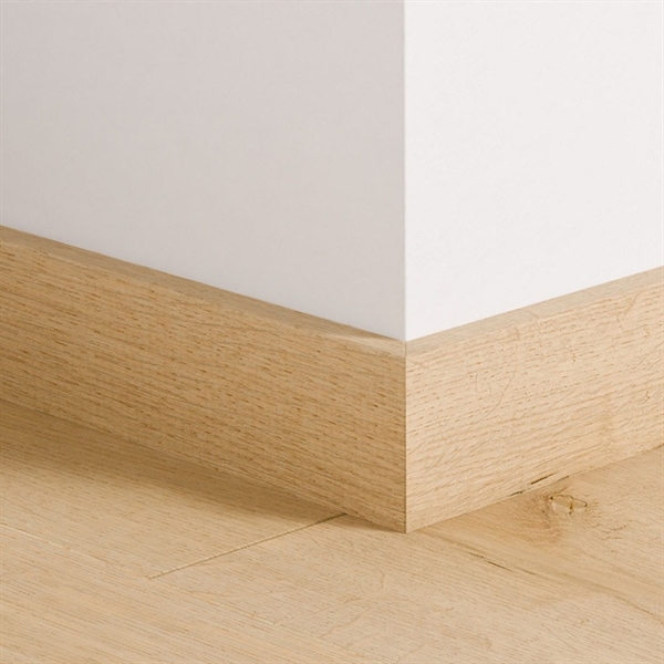 Quickstep Laminate Standard Skirting - 2.4m (Pack of 6)