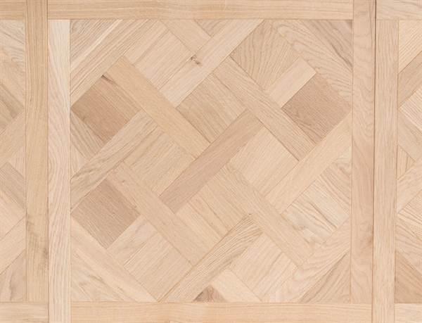Trianon Lumiere Oak
